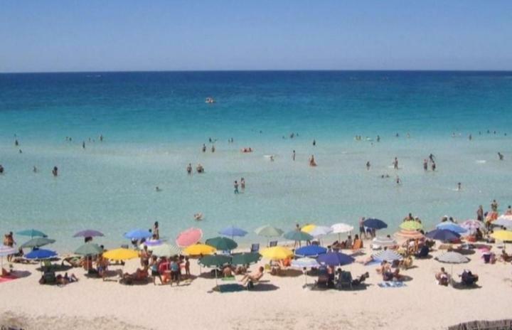 Acquazzurra Affittacamere Torre Lapillo Eksteriør bilde